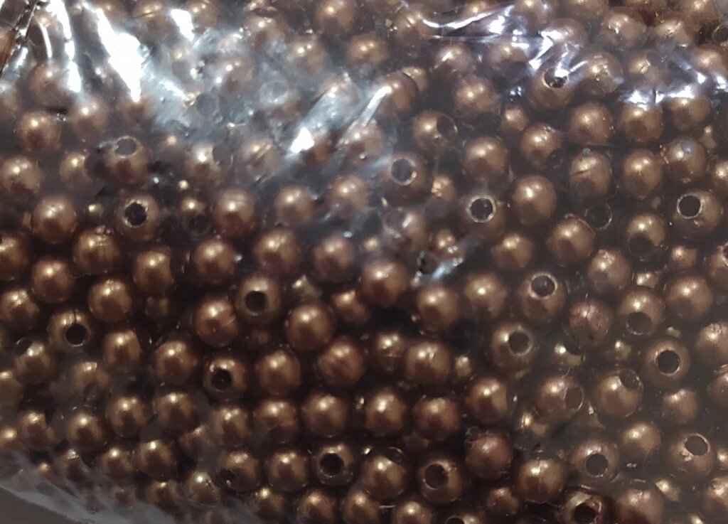 Бусины пластиковые перламутровые d-4мм,100гр (коричневый) от компании Магазин ШвейМаг - фото 1