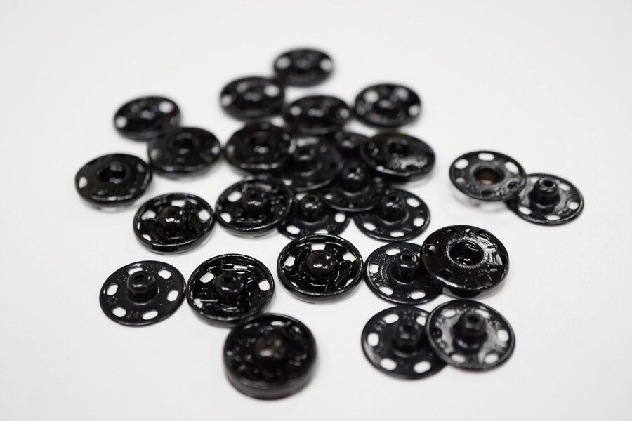 Кнопки пришивные на блистере d-10мм, 36шт (черный) от компании Магазин ШвейМаг - фото 1