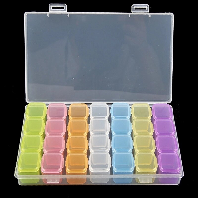 Контейнер для мелочей Дни недели пластмассовый 4 ряда,  28 ячейка (разноцветный) от компании Магазин ШвейМаг - фото 1
