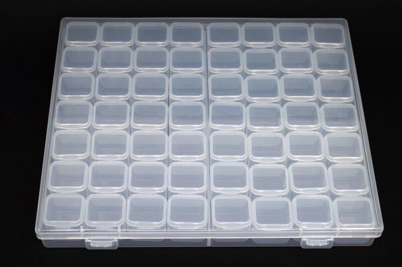 Контейнер для мелочей Дни недели пластмассовый 7 рядов,  56 ячейка (прозрачный) от компании Магазин ШвейМаг - фото 1