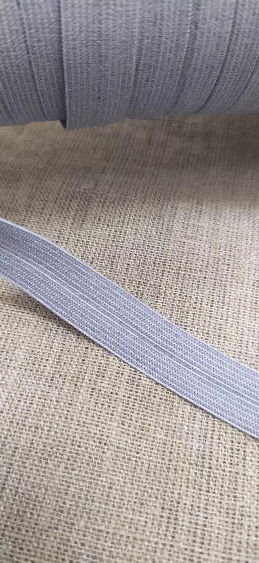 Косая бейка стрейч шир 16мм, 25м (светло-серый) от компании Магазин ШвейМаг - фото 1