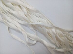Шнурки плоские 1м (белые)