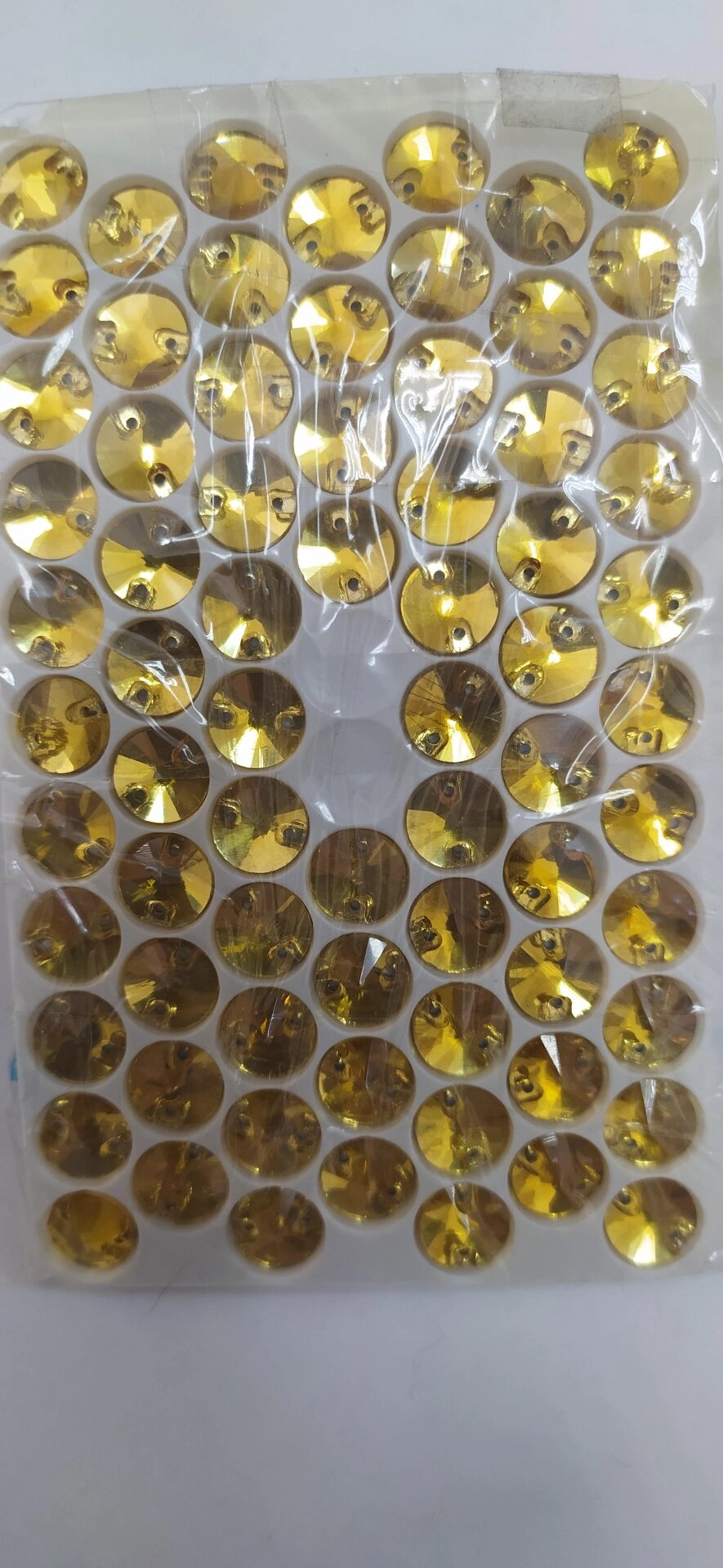 Стразы пришивные  круглые 10мм (желтый) от компании Магазин ШвейМаг - фото 1