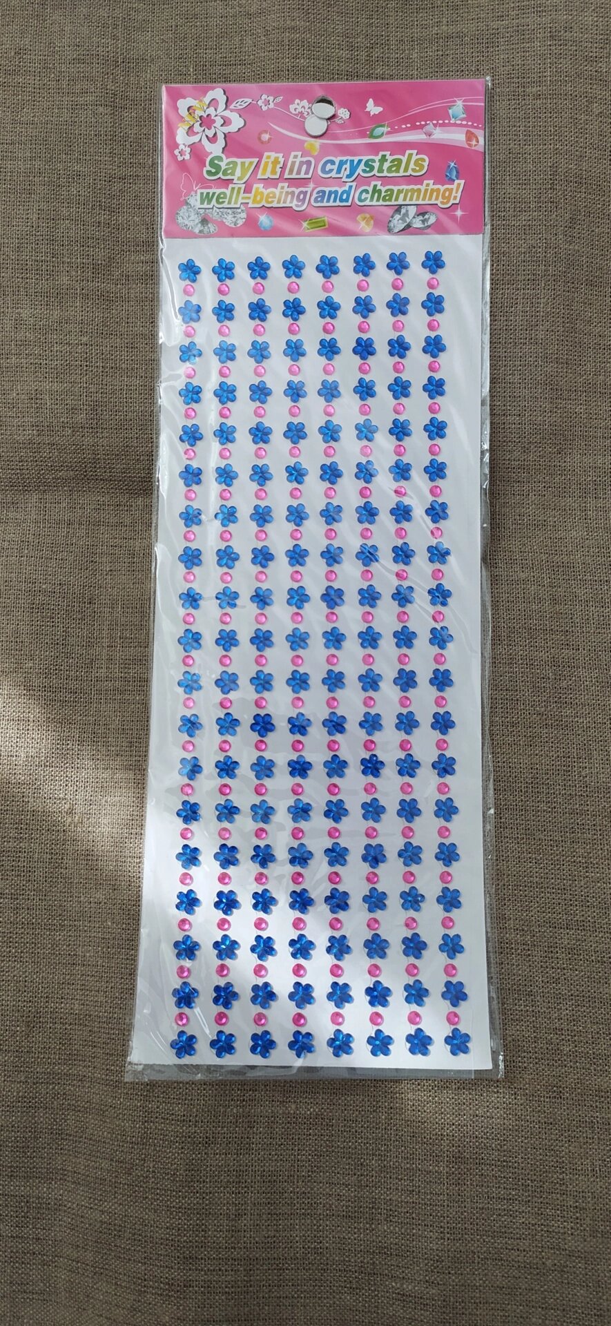 Стразы самоклеющиеся на листе 10/25см (малиновый и василек) от компании Магазин ШвейМаг - фото 1