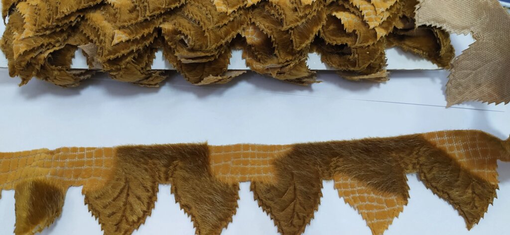 Тесьма декоративная замша, 4см, 8ярд (коричневый) от компании Магазин ШвейМаг - фото 1