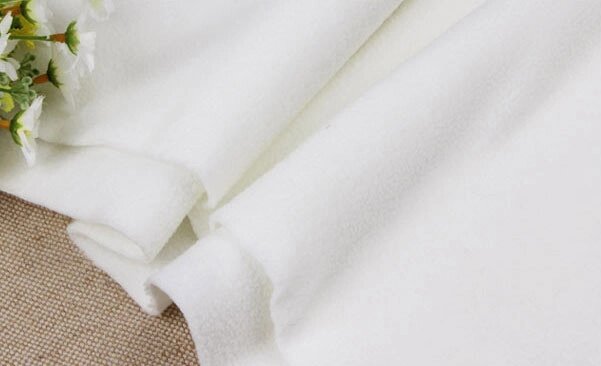 Ткань флис 240гр/м2 шир 1,5м (белый) от компании Магазин ШвейМаг - фото 1