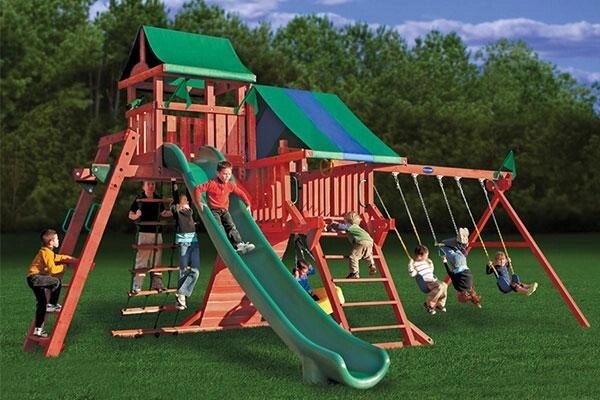 Деревянная детская площадка Королевство Делюкс с двумя спусками от компании ДетямЮга - фото 1