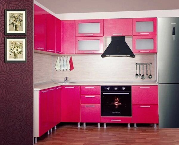 Кухонный гарнитур Модерн (Малина) от компании Мебельный магазин ГОССА - фото 1