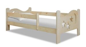 Кровать детская Звездочет с бортиком из массива дерева
