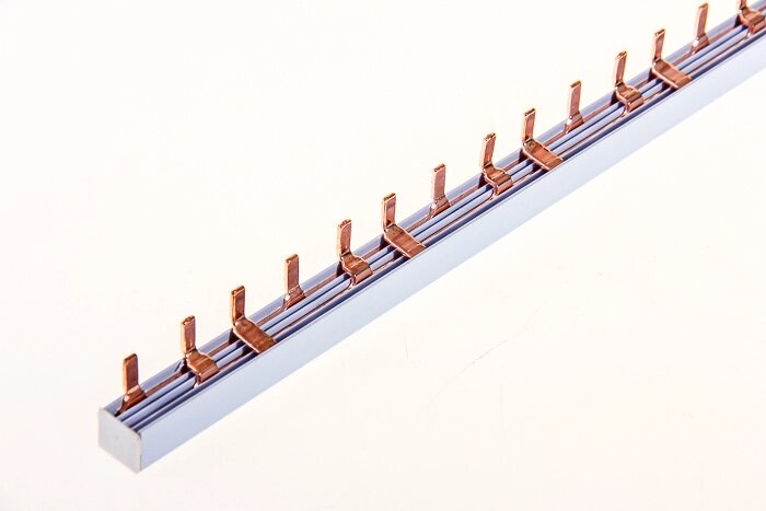 Шина соедин.(гребенка)3ф ш. 18мм  63А PIN по 1м от компании ООО "ТЕХЦЕНТР" - фото 1