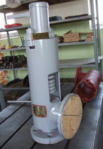 Т-131мс - клапан предохранительный пружинный с демпфером