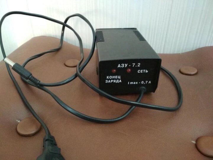 Зарядное устройство АЗУ-7,2 от компании ООО "ТЕХЦЕНТР" - фото 1