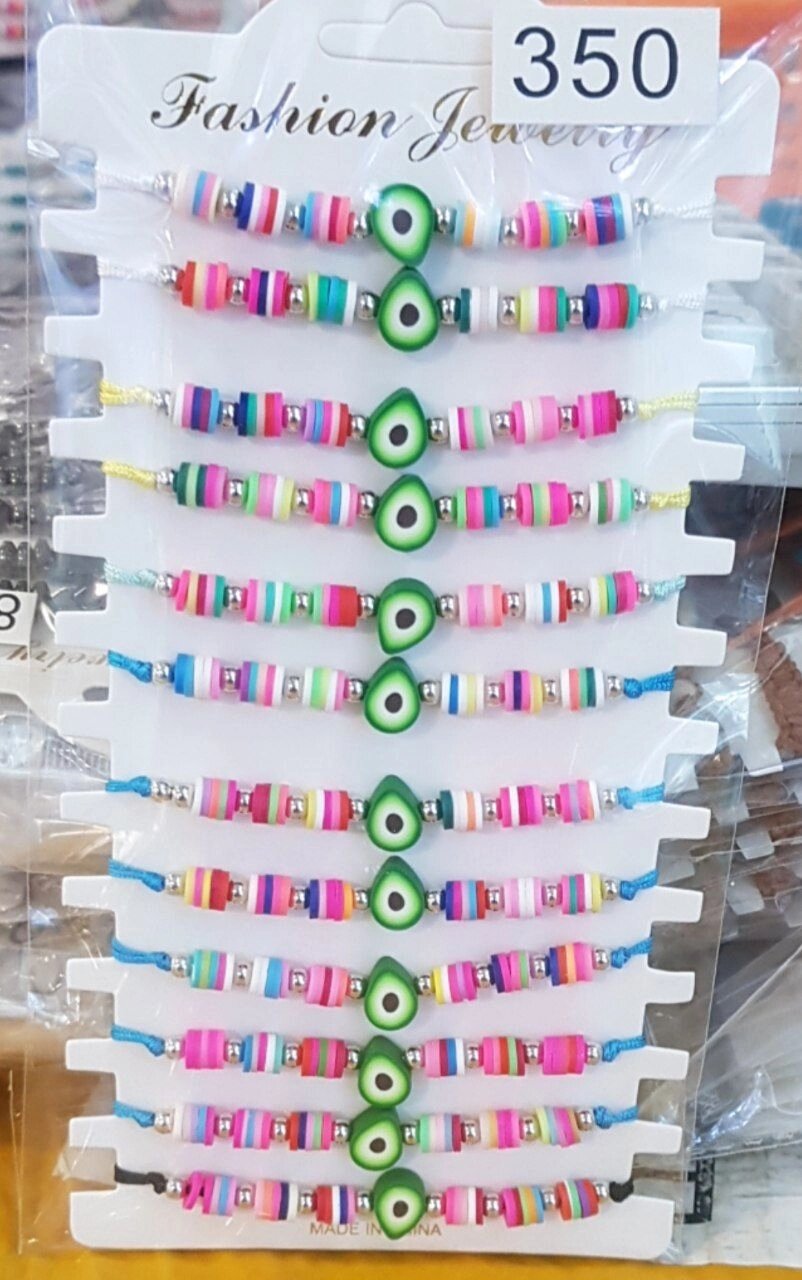 Цветные браслеты фенечки-красная ниточка а Авакадо от компании R.R.R. Бижутерия и украшения оптом - фото 1