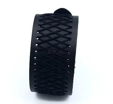 Кожаный браслет на руку с плетением от компании R.R.R. Бижутерия и украшения оптом - фото 1