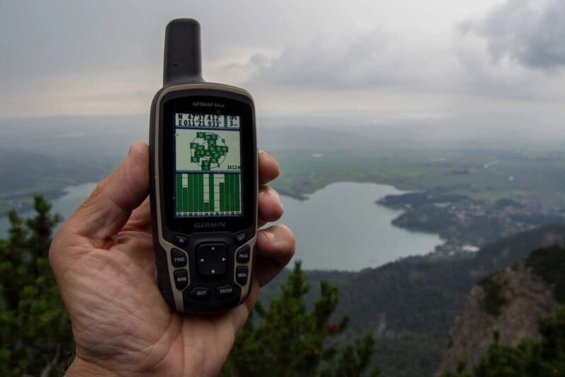Навигатор Garmin GPSMAP 64SX (прежний 64st) для измерения площади от компании ООО ГРУППА КОМПАНИЙ УСПЕХ - фото 1