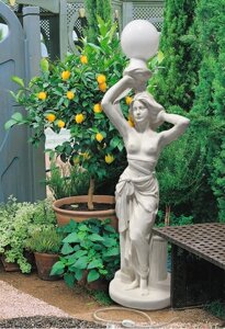 Садовая скульптура "Античная девушка фонарь" высота 138*49 см