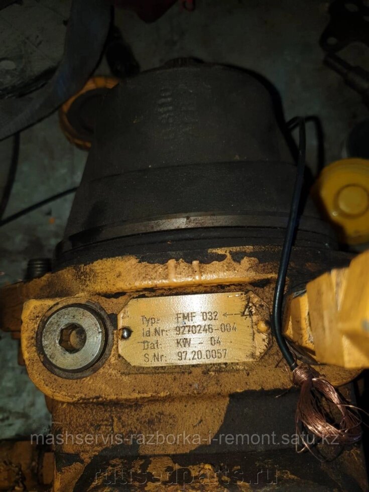 Гидромотор поворота Liebherr 902 от компании ГК "МашСервис" Запчасти и Ремонт спецтехники - фото 1