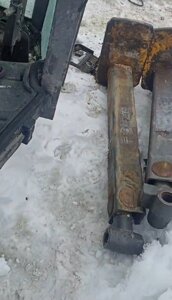 Аутригер Volvo BL61B и BL71B Volvo 16223509, 15185172 в сборе с трубами и лапами в Санкт-Петербурге от компании ГК "МашСервис" Запчасти и Ремонт спецтехники