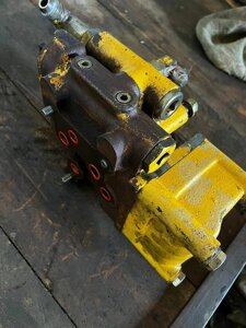 Клапан Komatsu D65, D85, D155, D375, D475, 14X-40-11112, 14X-40-11111, 17A-40-00011, 195-40-00801, 195-40-00901 в Санкт-Петербурге от компании ГК "МашСервис" Запчасти и Ремонт спецтехники