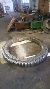 Ремонт поворотного круга Komatsu, Case, CAT, John Deere, Kobelco, Liebherr, Terex, Atlas в Санкт-Петербурге от компании ГК "МашСервис" Запчасти и Ремонт спецтехники