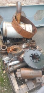 Корпус КПП ZF Volvo 11705136, VOE14375091, глушитель Volvo 14375074, соединение 14375122