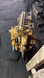 Гидрораспределитель Komatsu PC200-7, PC210-7, 723-47-20402, 723-47-20401, 723-46-20404, 723-47-22402 в Санкт-Петербурге от компании ГК "МашСервис" Запчасти и Ремонт спецтехники