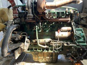 Ремонт двигателя Volvo Penta с гарантией Volvo D6E, D7D, D7E, D6D, D5D, D4D, D12D, D16D, D12E в Санкт-Петербурге от компании ГК "МашСервис" Запчасти и Ремонт спецтехники