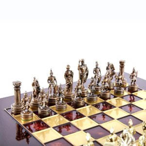 Шахматы "Греко-Римские" в кейсе (красная доска, фигуры золото-бронза), большие
