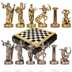 Шахматы сувенирные "Сражение гигантов"черно-белая доска), средние
