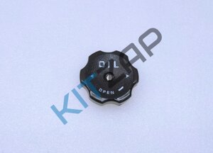 Крышка маслозаливной горловины (бензин) SMD132260 Hover