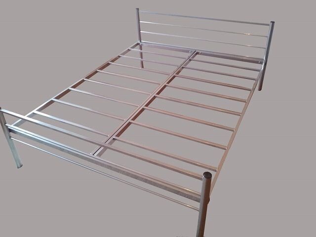 Двухспальная одноярусная металлическая кровать "КМ-4" от компании ООО "Металл-кровати" - фото 1