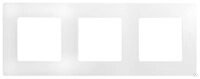 Рамка 3 поста горизонтальная белая Legrand ETIKA 672503 от компании ООО «Электрокомплект» - фото 1