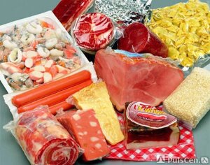 Пакет с логотипом