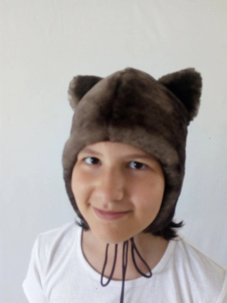 Детская шапка из мутона "Котёнок" ДШ-002 "Зимняя принцесса" от компании Детское ателье "Зимняя принцесса" - фото 1