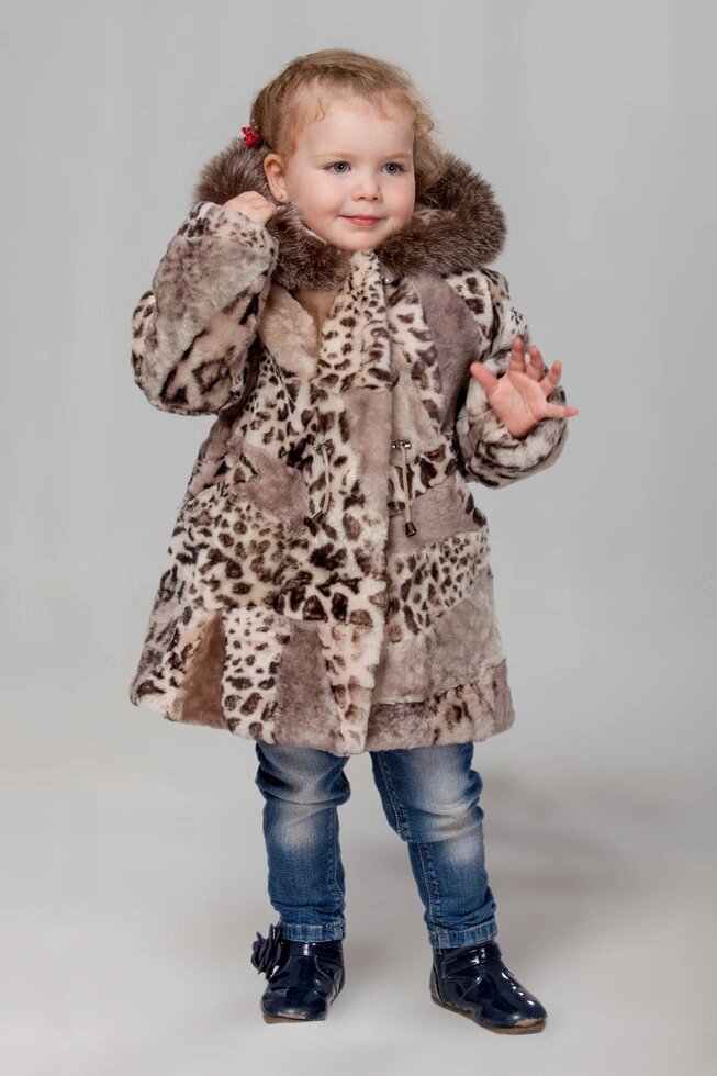 Детская шубка "Леопард" из мутона МК-012 "Зимняя принцесса" от компании Детское ателье "Зимняя принцесса" - фото 1