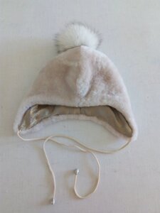 Детская шапка из мутона с бубоном из песца ДШ-007 "Зимняя принцесса"