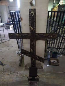 Надгробный крест "Строгий формат"