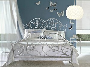 Металлическая кровать "Бабочка"