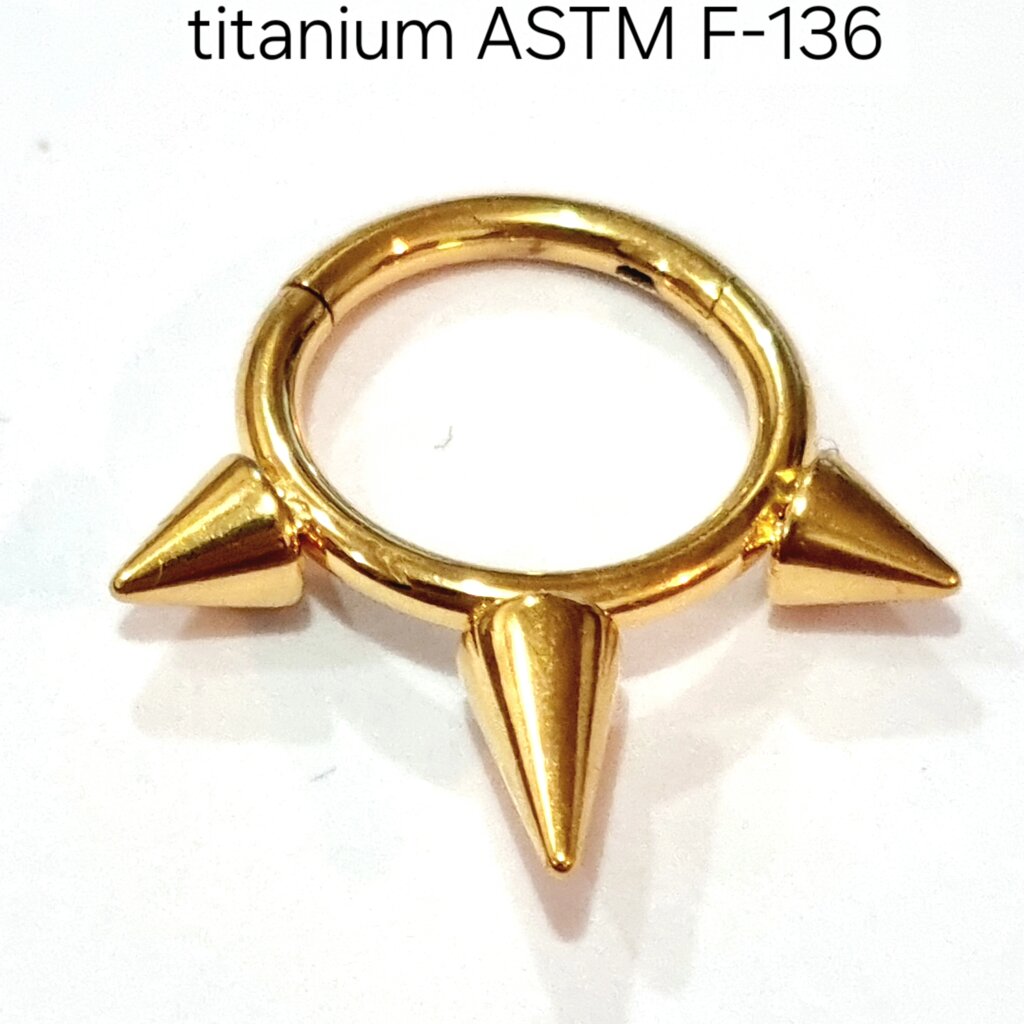 Кликер 1,2*8 мм из титанового сплава ASTM F-136 с шипами PVD Gold от компании пирсинг оптом - фото 1