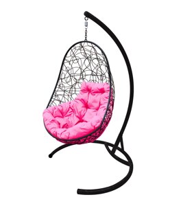 Подвесное кресло M-group ОВАЛ с ротангом чёрное розовая подушка