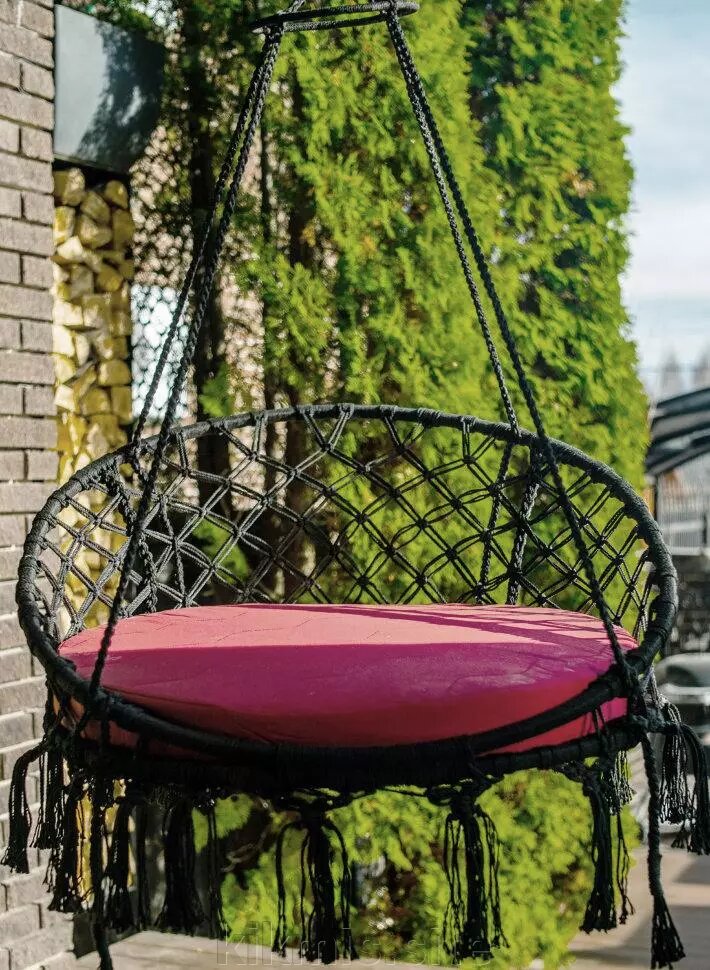 Подвесное кресло качели АРУБА (черный) в комплекте с беж/кор подушкойBF от компании Интернет - магазин Kikmis - фото 1