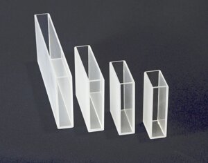 Кювета 10**5 мм с уменьшенным объемом (1,5 мл) для фотометрии из стекла К-8