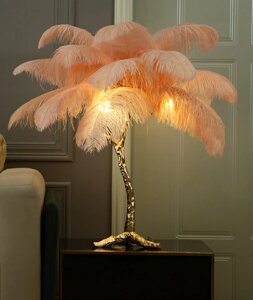LANGFANG BAISINUO FURNITURE CO., LTD Лампа настольная с перьями FEATHER LAMP, Цвет: розовый