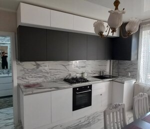 Современные кухни по размерам