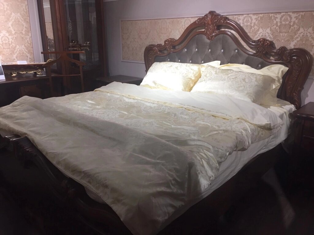 Спальня "Илона" 4 дв  (кровать 180х200 с мягкой спинкой) от компании Мебель Дом 24 - фото 1