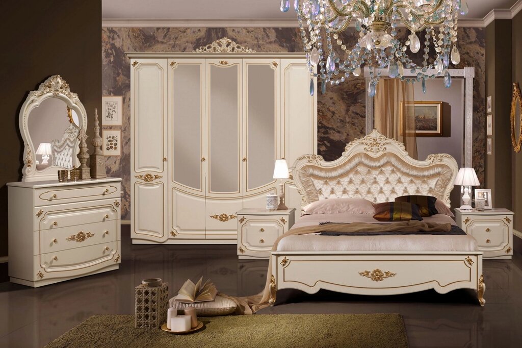 Спальня в классическом стиле Адель 5\180 от компании Мебель Дом 24 - фото 1