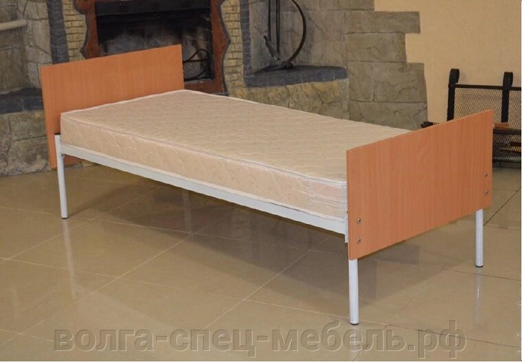Кровать общебольничная для пациентов на металлической сетке со спинками ДСП. от компании Волга-Спец-Мебель - фото 1