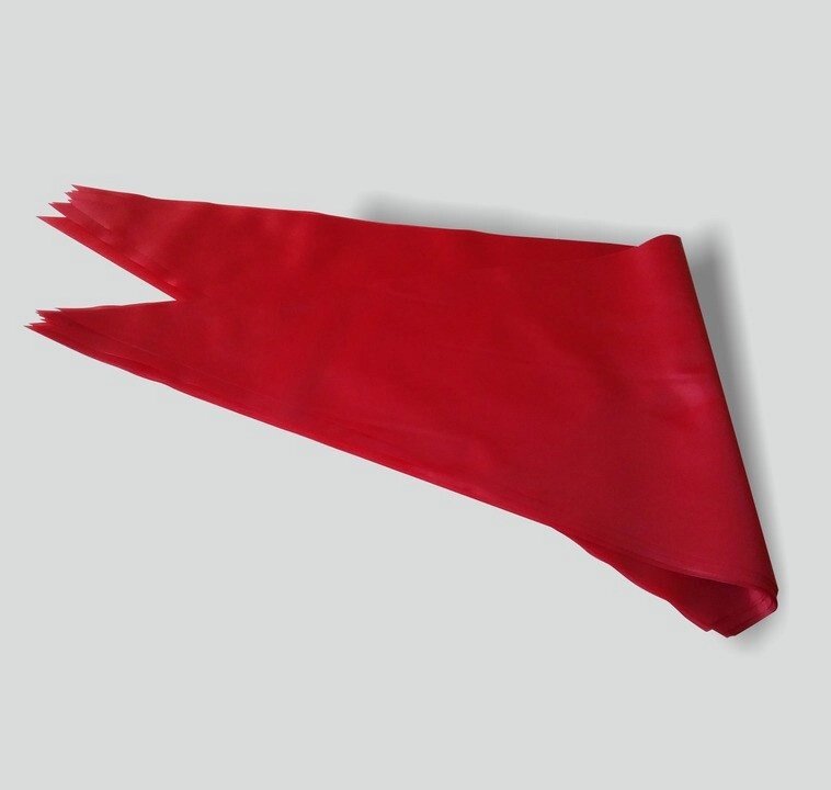 Красный пионерский галстук - наличие