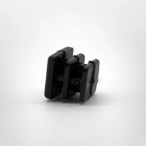 Заглушка квадратная для профильной трубы 15х15 мм черного цвета