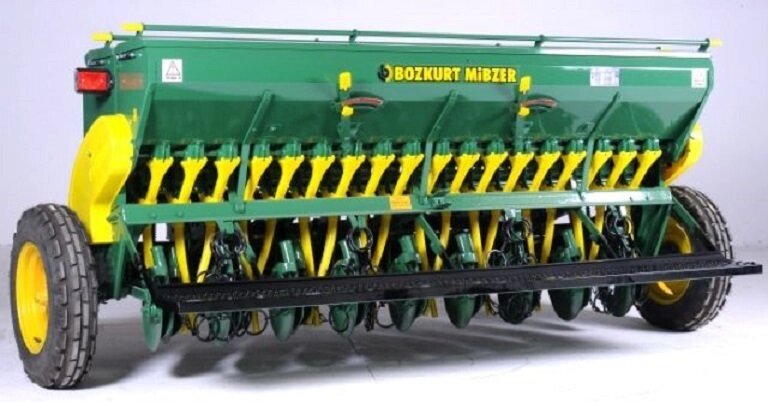 Сеялка зерновая 42 ряда 125 мм BOZKURT - особенности